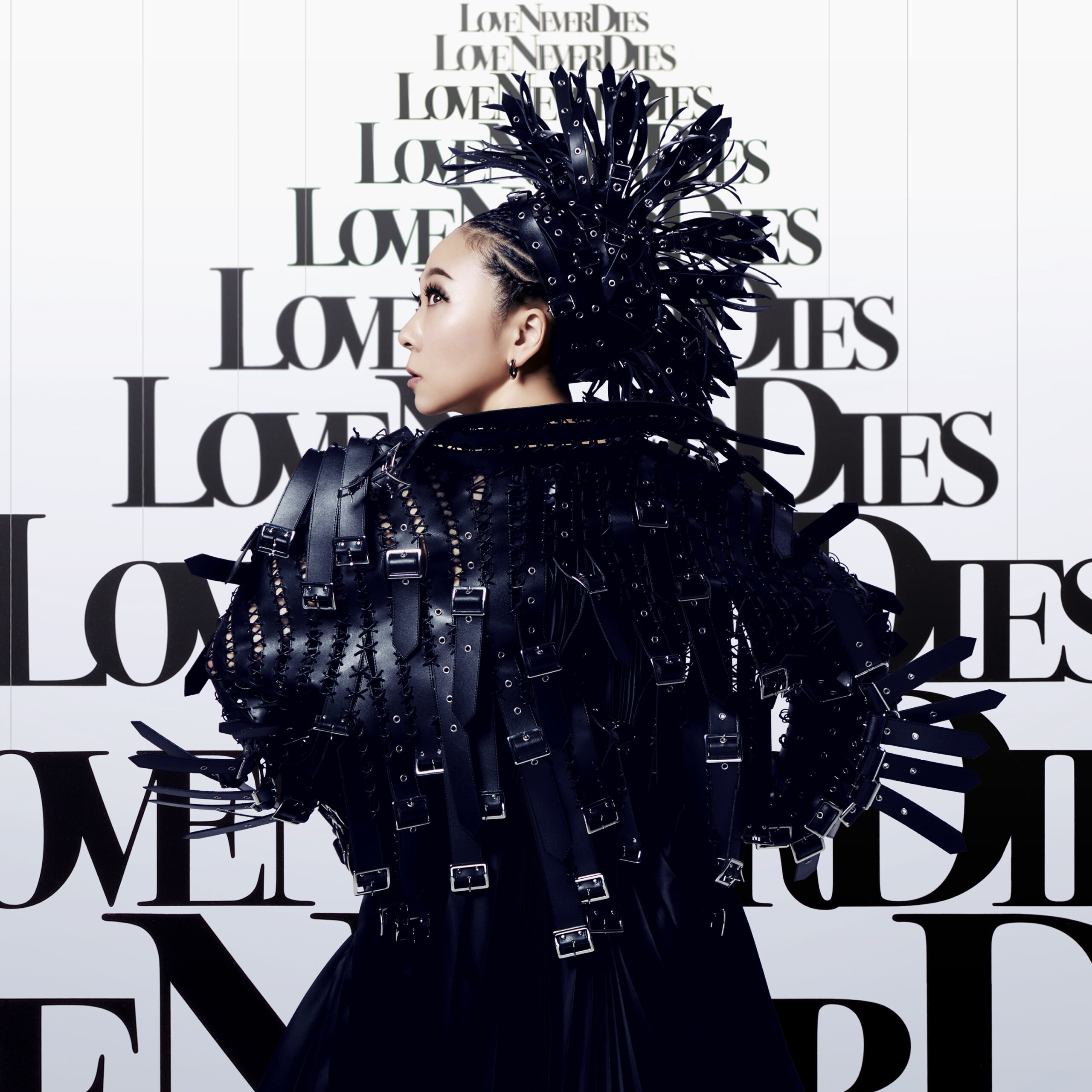 MISIA 15th ALBUM「LOVE NEVER DIES」ジャケット写真公開&オリジナルT 